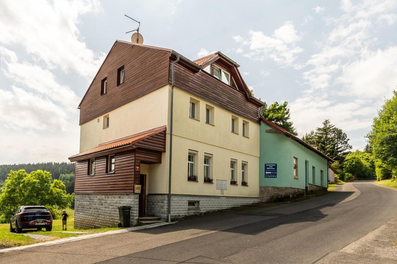 יאסימוב Apartmany Nad Slikovkou מראה חיצוני תמונה