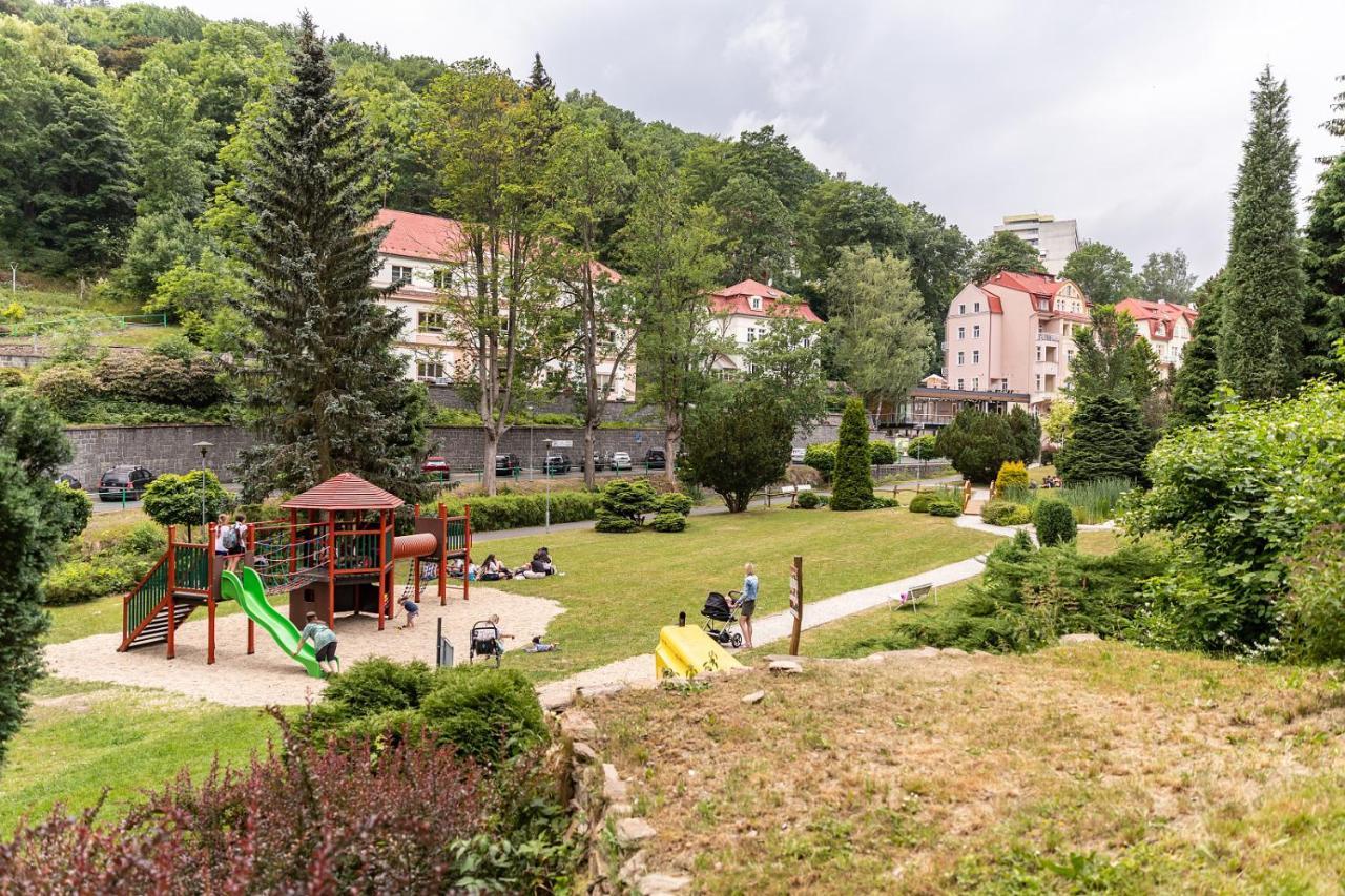 יאסימוב Apartmany Nad Slikovkou מראה חיצוני תמונה